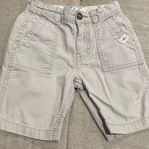 Boys Gray Carter shorts in size 5